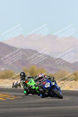 media/Feb-04-2023-SoCal Trackdays (Sat) [[8a776bf2c3]]/Turn 14 (115pm)/